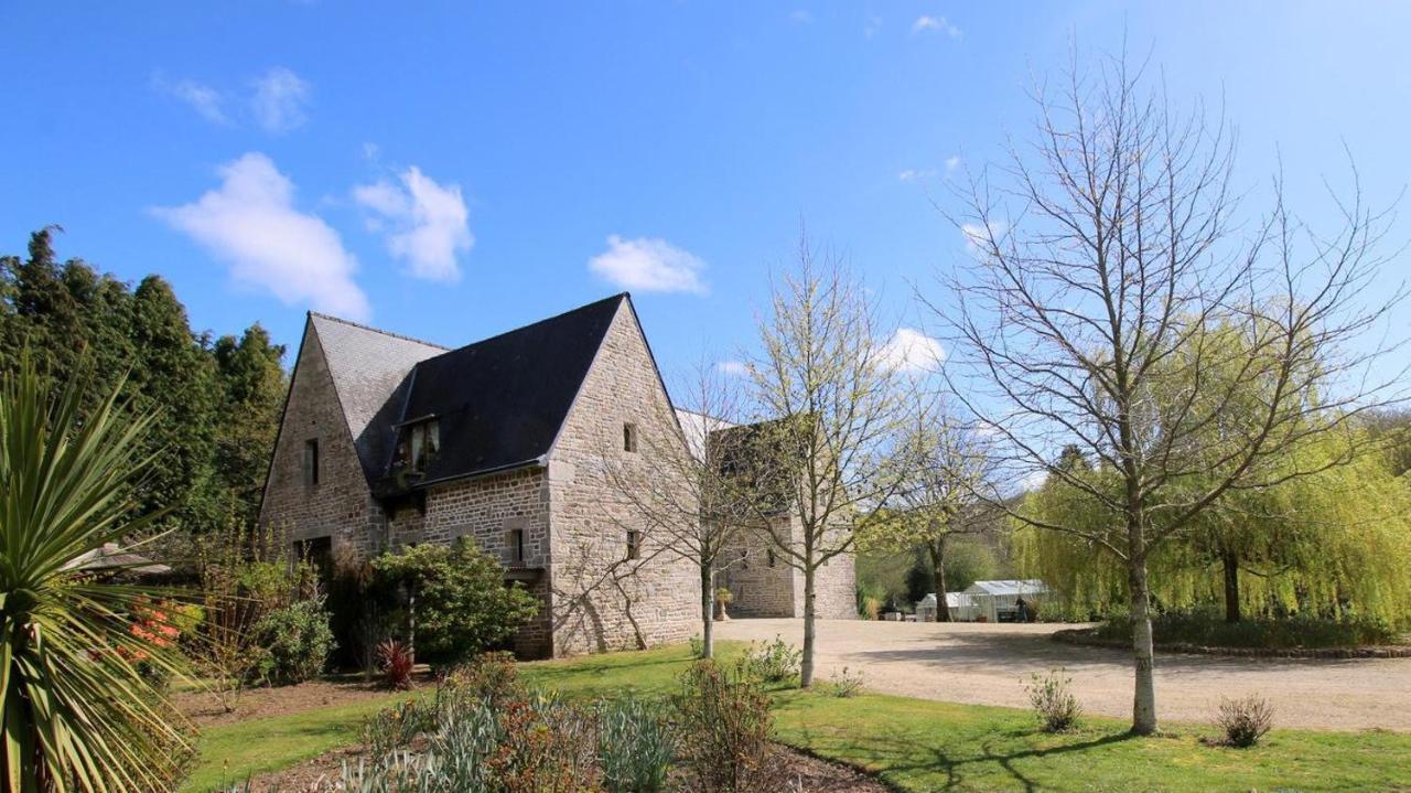 Domaine De Montloue - Relais Bien-Etre Hotel Mellac Kültér fotó